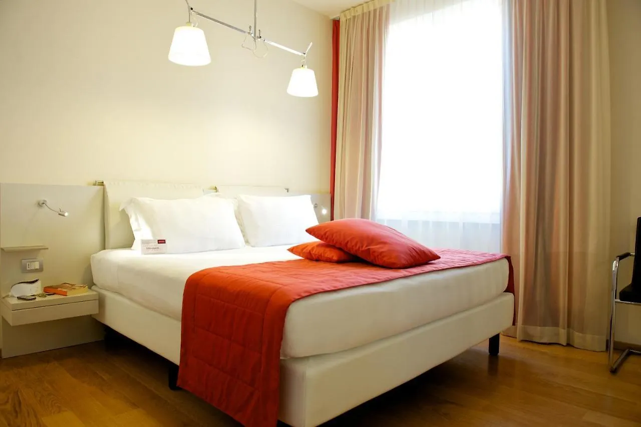 Hotel Mercure Milano Solari Italy