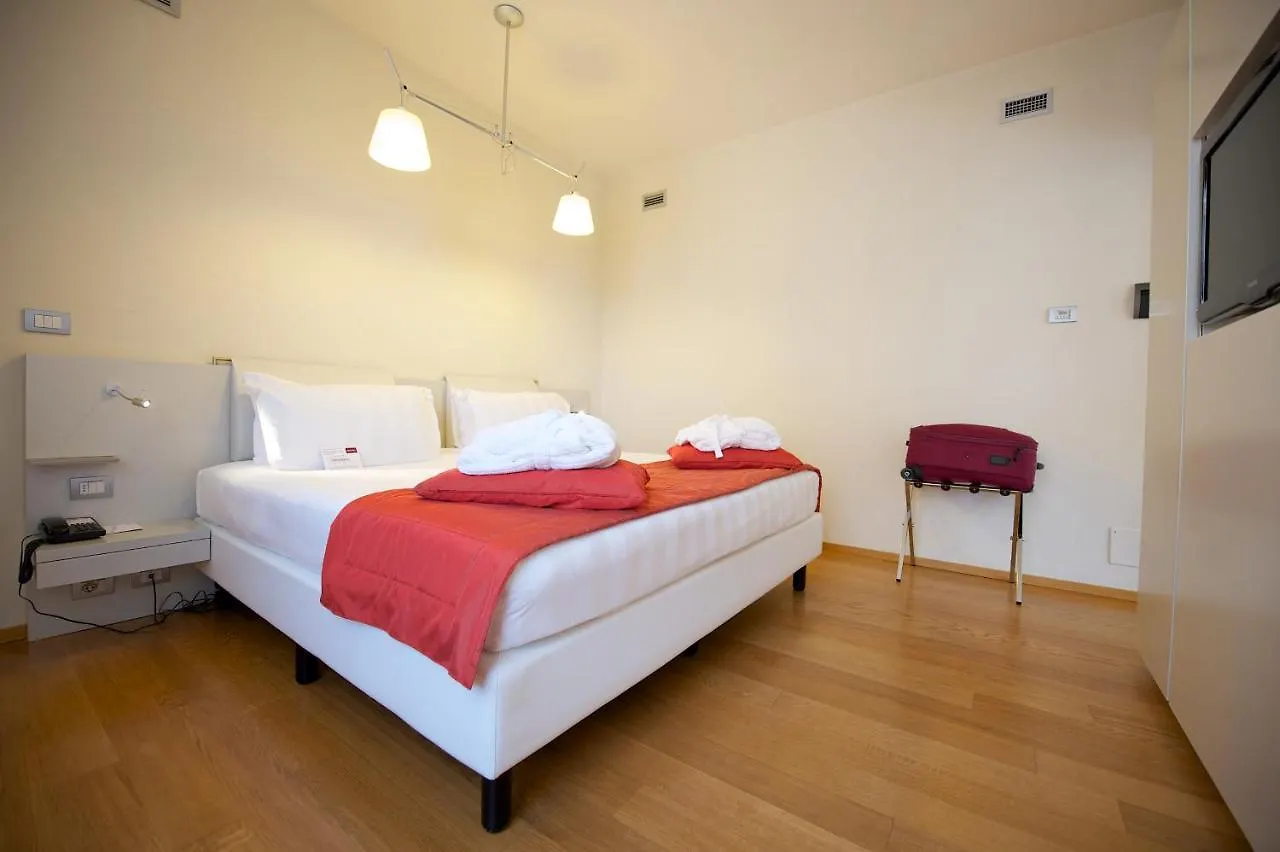 ****  Hotel Mercure Milano Solari Olaszország